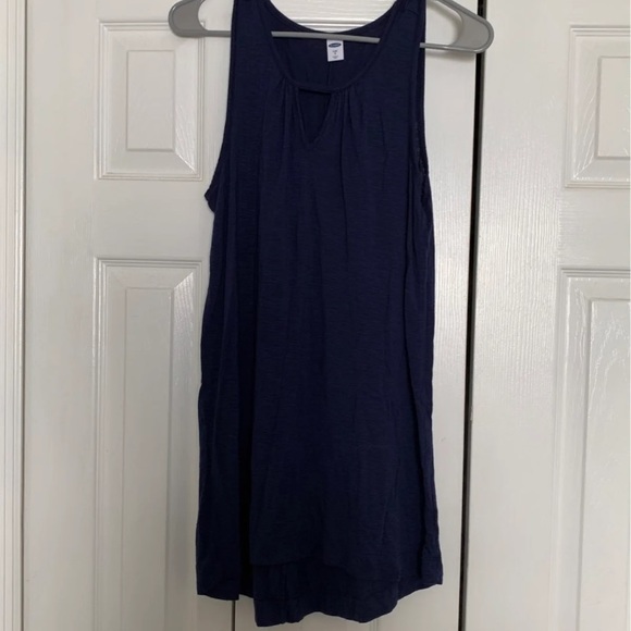 Tank top - Picture 1 of 2